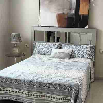 Apartment in the south of the island of Tenerife, 1 min. from paradisiacal beaches. Rooms