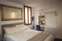 De Caesar Suite Pordenone Historical Center Các khách sạn gần Parcheggio Camion Electrolux