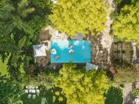 Last Word Constantia Hotels near Groot Constantia