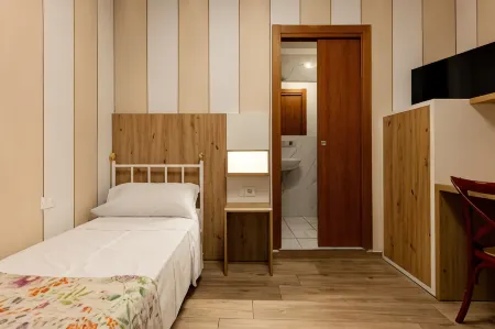 Hostel Archi Rossi