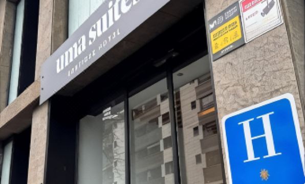 Uma Suites Ondarreta - Housity