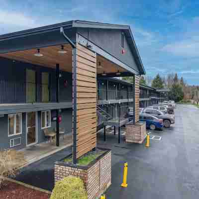 The Varsity Inn North Hotel Exterior