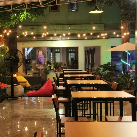 Hotel Wisata Baru
