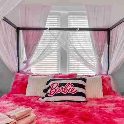 Barbie's Dreamhouse - Sleeps 6 Near Botanical Gardens & Tower Grove Park Rooms