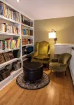 Firehouse Library Apartment - Apartments