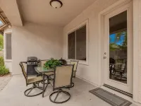 Lovely 3BR ranch home in Maricopa resort community w/ pools, courts, fitness ctr