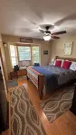 Hayden Hideaway ❤️ Quiet, Comfortable and Private. Close to everything!