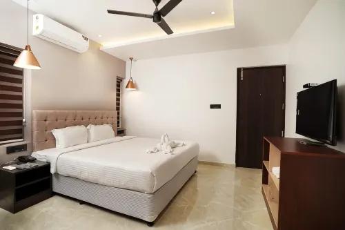 7 the Business Hotel