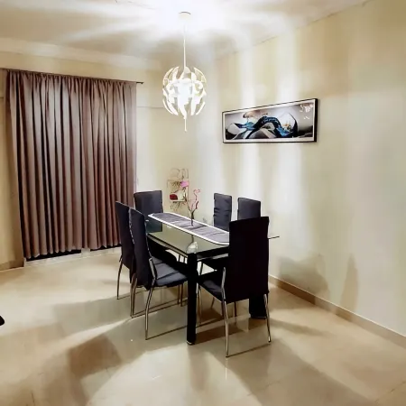 Pine Tree Family Home 2B