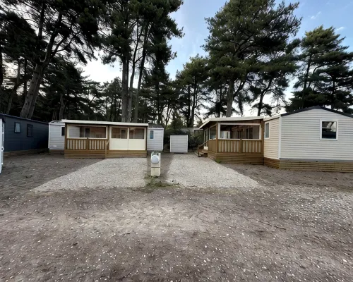 Your mobile home with covered terrace and barbecue is waiting for you this summer. Hotels in Quend