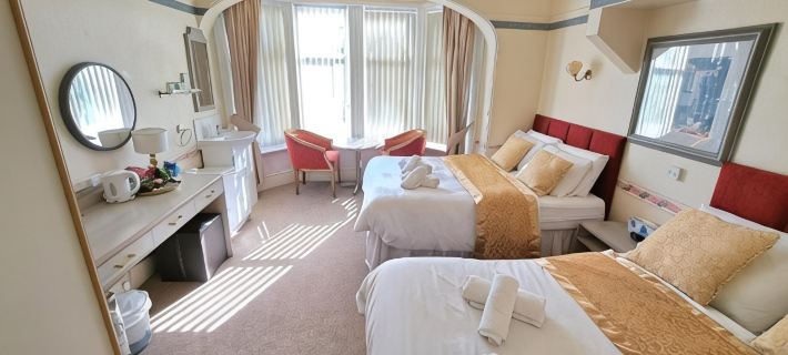 OYO Lily Hotel Blackpool 블랙풀 호텔