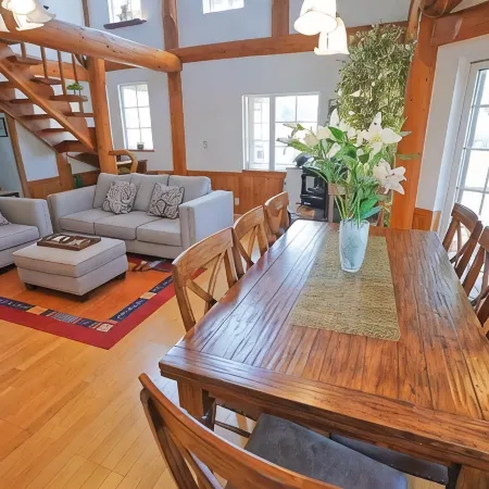 Sapporo Luxuray Log House