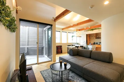 Trive Osu West - balcony