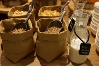 Four Seasons Hotel Sydney - breakfast