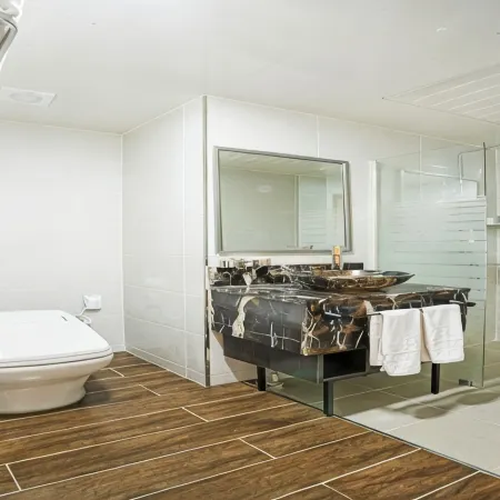 Embledon Hotel
