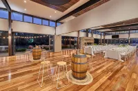 Eight Willows Retreat - parking