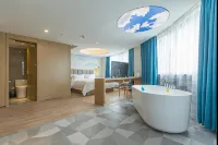 Qingmu Select Hotel (The Sun Yat-sen Mausoleum Qilin Arch) - جاكوزي
