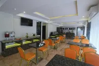 Hans Inn Batam - breakfast