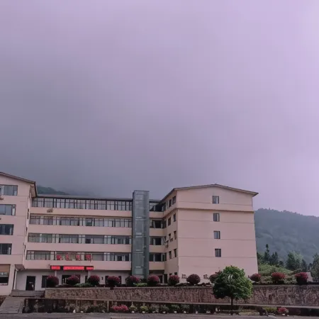 Fanjingshan Jinlong Hotel