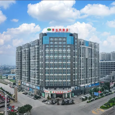 Vienna Hotel (Guilin North High-speed ​​Railway Station Chengbei)