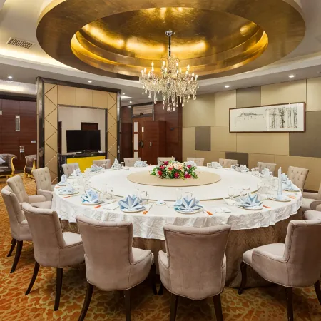 Huatian Hotel