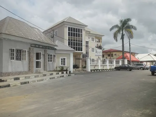Adsuit Hotel Calabar