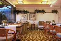 The Excelsior Hotel - breakfast