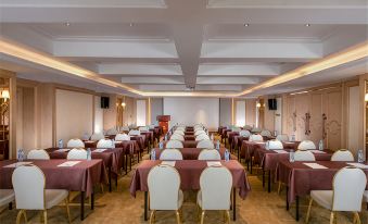 Venus International Hotel (Fengshun Huamao Hot Spring)