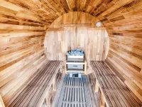 7BD | Family & Friends |  360 Views ! | A/C |Sauna Hotels in Fernie