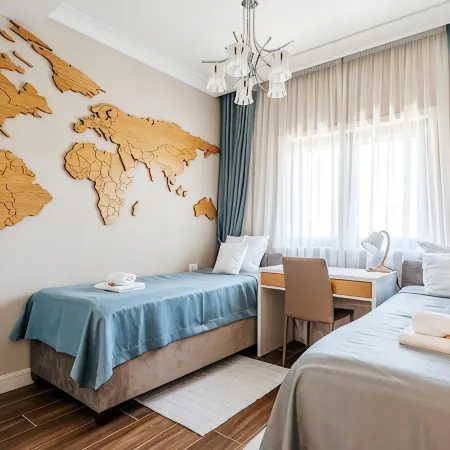 Lustica Apartments Central