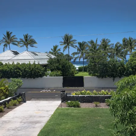 Puako Beach + Sunsets. Feel the Sea Breeze, Hear Calming Surf. Steps to Beach