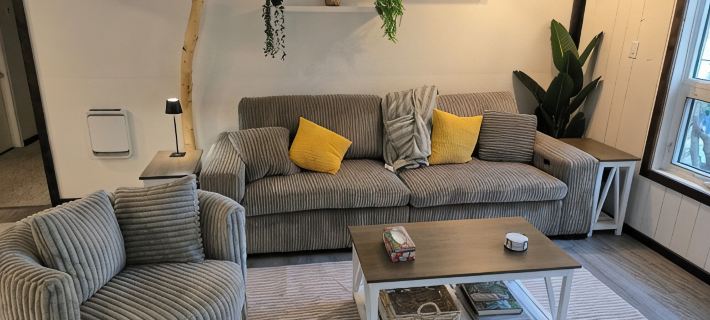 Stylish Ground-Floor Getaway in Granger – Modern Comfort & Central Location Hotels in Whitehorse
