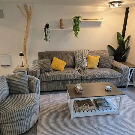 Stylish Ground-Floor Getaway in Granger – Modern Comfort & Central Location