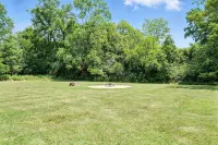 Next to lake, 30 minutes to downtown Cincinnati, fire pit, grill, foosball.