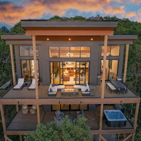 Modern View Home with Sauna, Steam Room & Hot Tub