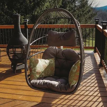 3-bedroom chalet just 13 minutes drive to Bethel Woods