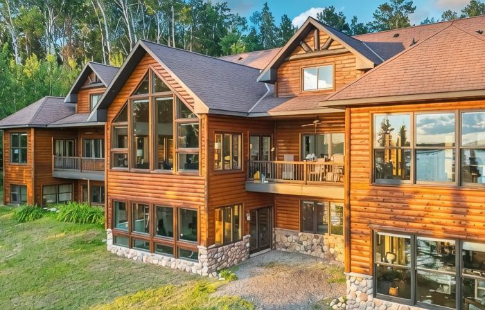 Bay Ridge North Lakeshore Lodge Retreat