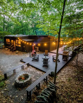 Cozy Mid-Century Retreat with Spa Hot Tub