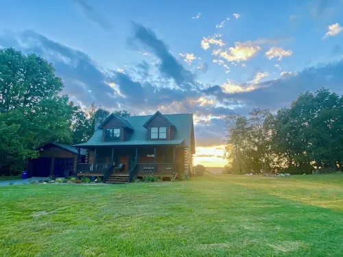 Chase N' Sunsets - NEW Listing, Brow view, between Mentone & Little River Canyon