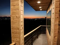 Cliffside haven to take your breath away! Hotele w: Holladay