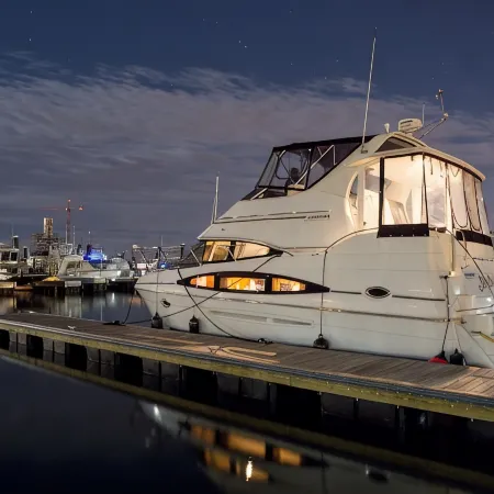 Boston Harbor Yacht,  AC/Heat, Walk to North End WiFi