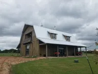 Classy Cattle Farm Experience-Wine and Bovine - 4성급