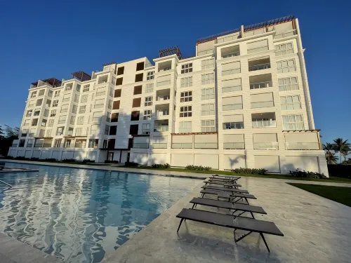 Playa Dorada: Cozy family friendly beachfront 3 bedroom /3 bathroom apartment.