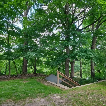 Lake Freeman house w/boat dock... Minutes from Indiana Beach/Lake Shafer