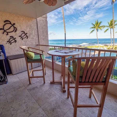 Sunset in Paradise Oceanfront 1Br/1BA Condo at Kona Reef Fast WiFi & Dual AC