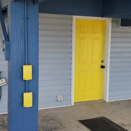 In the Heart of Port A! Beach - Boat - Fish! Cart Zone - Pets OK - Fenced Yard