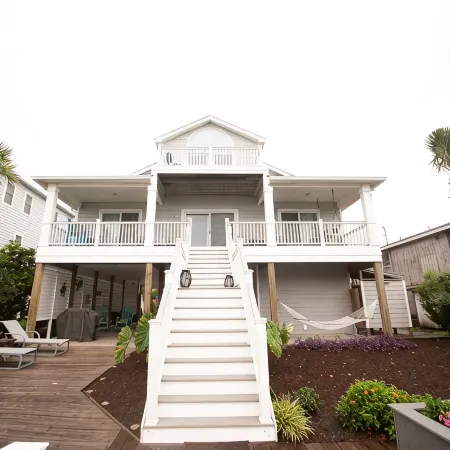 Canal Front Home-3-Minute Walk to Beach with Private Boat Dock