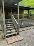 Cheerful & Cozy 2Bd/2BA  Cabin. Amazing Rates for Your Visit! - 3-Star