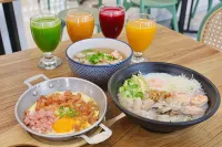S2 Hotel - breakfast
