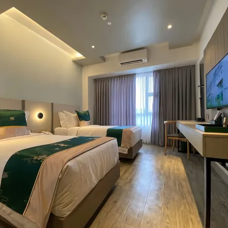 Badsbrotel Suites Hotels in Ipil